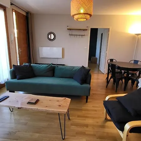 Διαμέρισμα Plein Centre Avec Terrasse Font-Romeu-Odeillo-Via